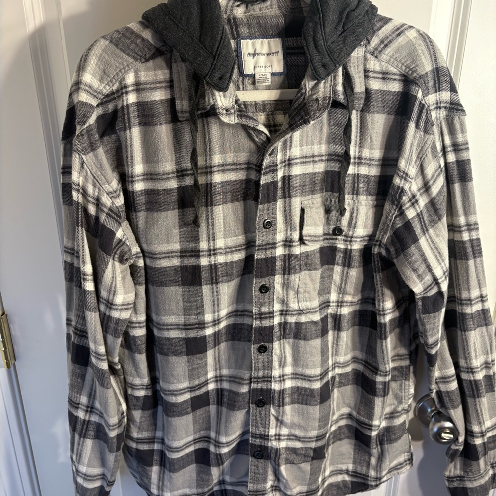 American Eagle Men’s Super soft hooded flannel cozy fall New England